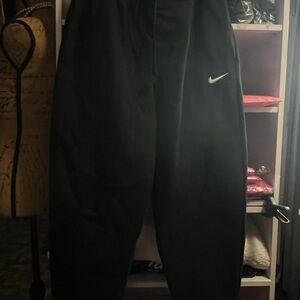 Oversized Nike Joggers Sweatpants